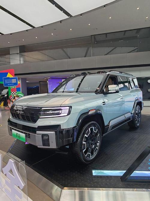 广州259比亚迪方程豹硬派越野的爆款，英菲尼迪35周年与你共成长